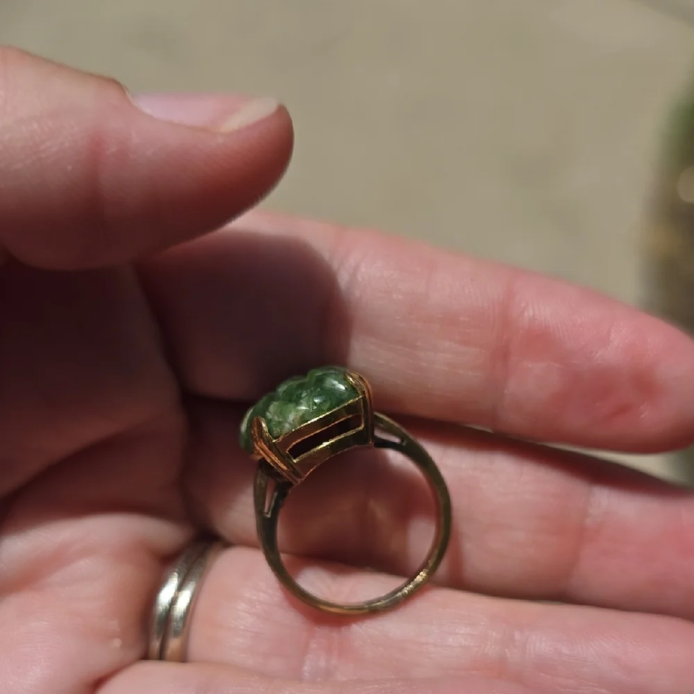 Antique & Vintage Carved Jade‎ ring, 10K Gold-filled
